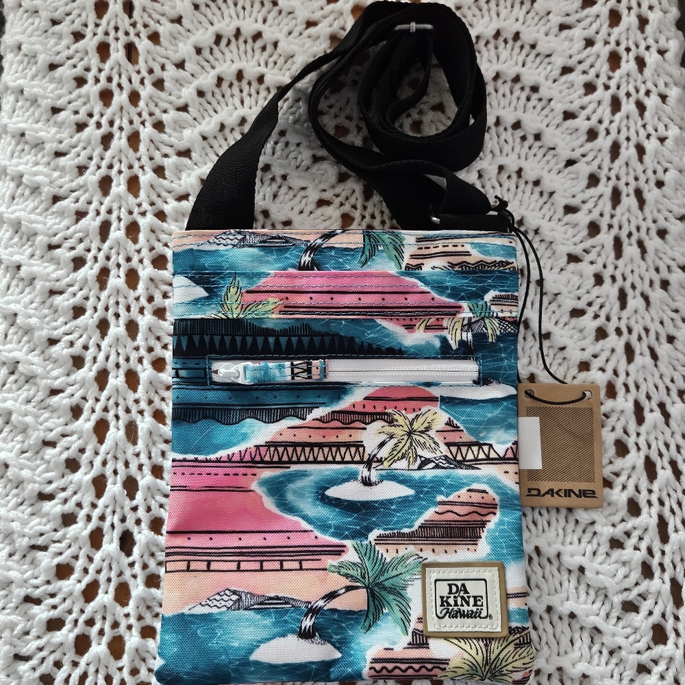 NWT Dakine Jive Crossbody Bag-Palmbay